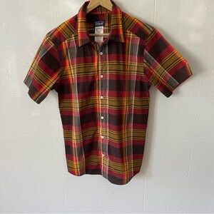 Patagonia Plaid Short Sleeve Button Up Shirt
